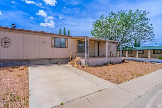 114 N 3910 W, Hurricane, UT 84737 - #3