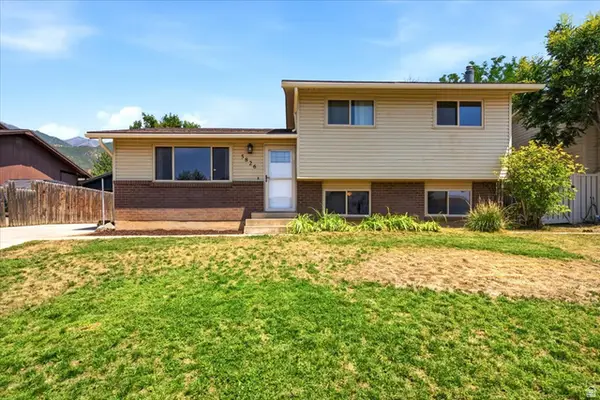 5826 S Village Way E, South Ogden, UT 84403