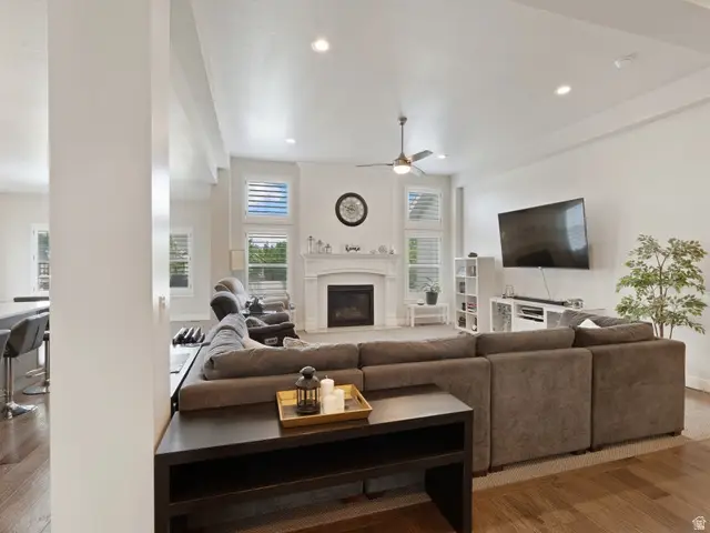 78 W Danbury Ln N, Stansbury Park, UT 84074 - #3