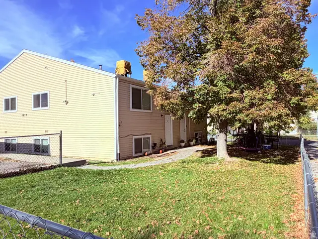 4632 S Arlington Park Dr, West Valley City, UT 84120 - #3