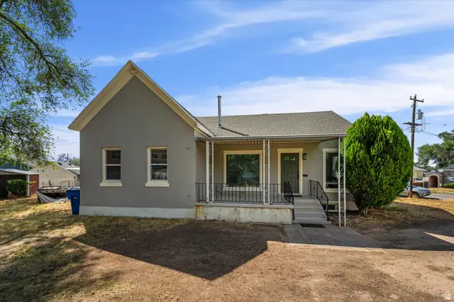 327 35th St, Ogden, UT 84401 - #1