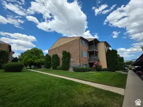 4150 S Oak Meadows Dr W #30, Taylorsville, UT 84123