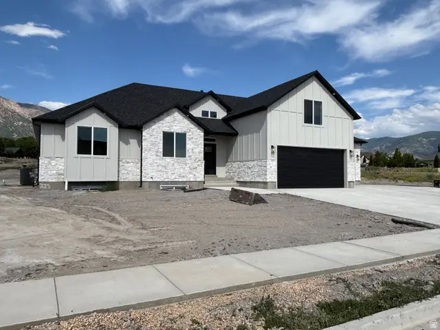 1184 W 3250 N, Pleasant View, UT 84414 - #3