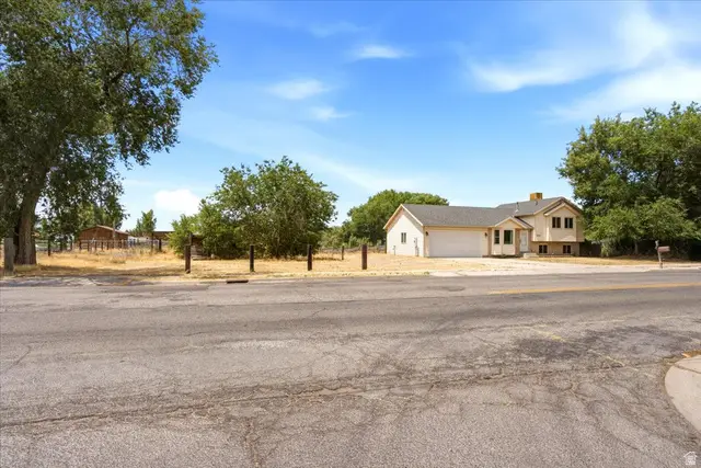 5049 S 4300 W, Hooper, UT 84315 - #2