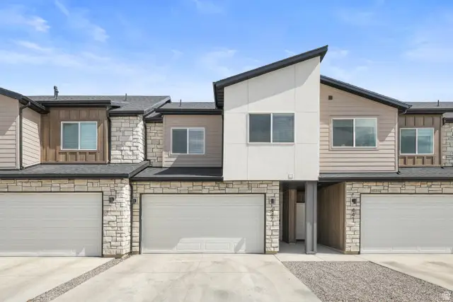 447 W 25 N, Providence, UT 84332 - #1