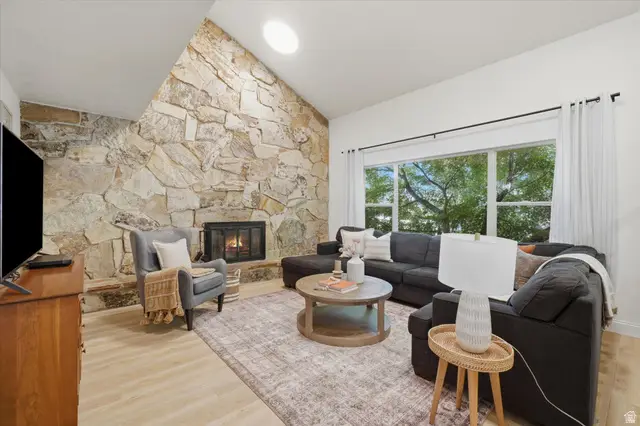 742 Sheringham Ct, Farmington, UT 84025 - #1