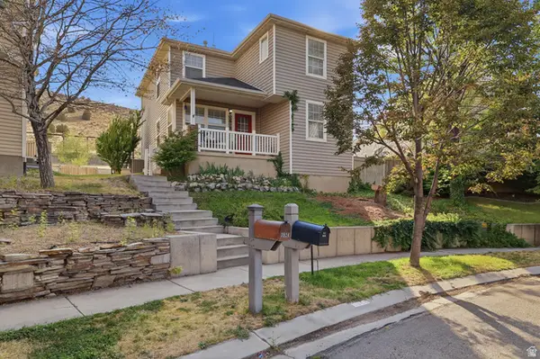 3918 E Parkers Pl, Eagle Mountain, UT 84005