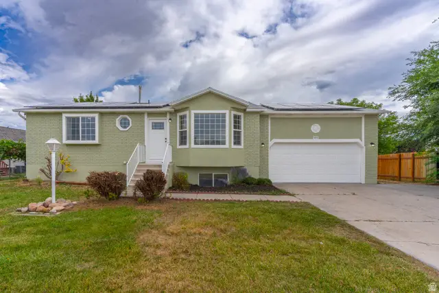 2072 W 3800 S, West Valley City, UT 84119 - #1