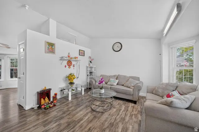 7952 S Palladium Dr, West Jordan, UT 84088 - #3