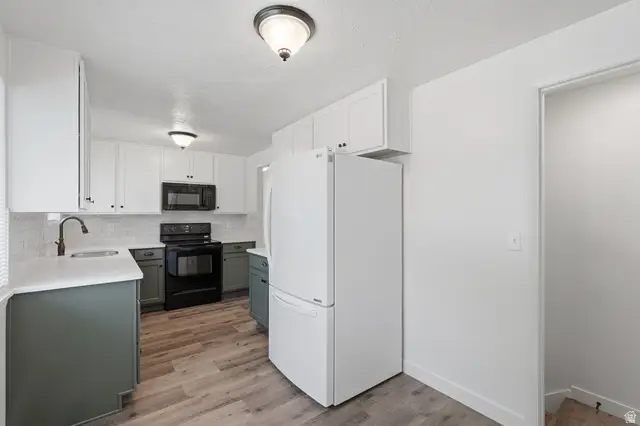 2866 W 1700 N, Clinton, UT 84015 - #3