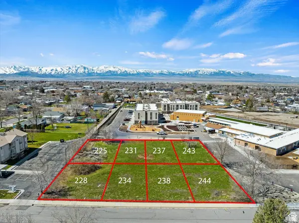 225 N Bristlecone Ct E, Tooele, UT 84074