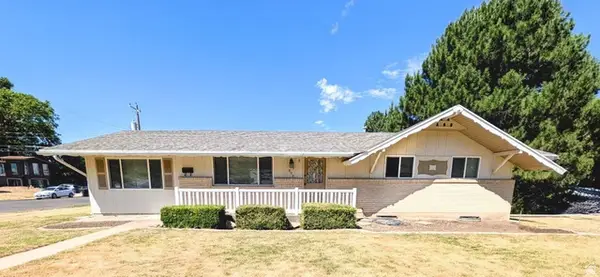 895 N Stoneybrook Rd, Kaysville, UT 84037