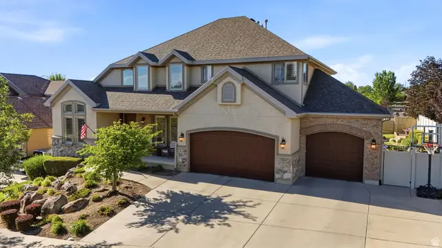1043 E Mach Schnell Dr, Sandy, UT 84094 - #1