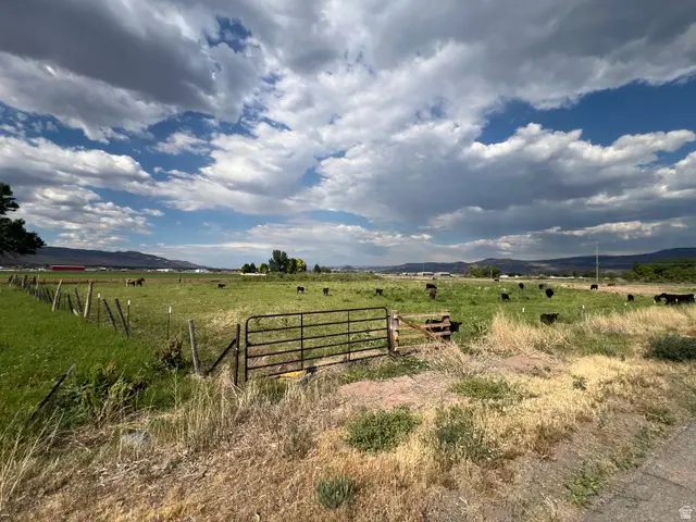 950 W Old Air Port Rd, Richfield, UT 84701 - #1
