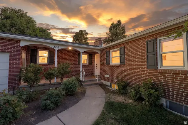 263 E 500 N, Kaysville, UT 84037 - #1