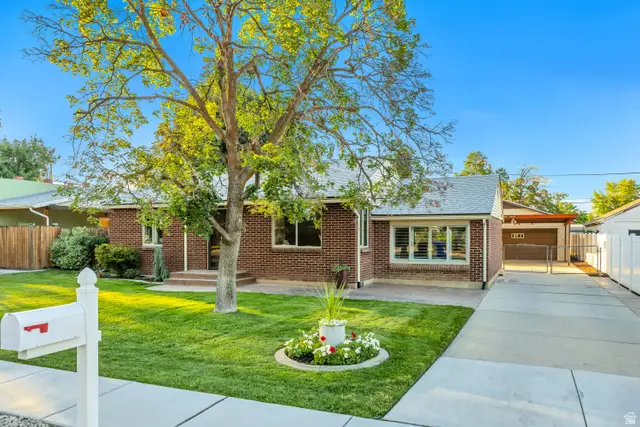 831 E Vics Rd, Sandy, UT 84094 - #3
