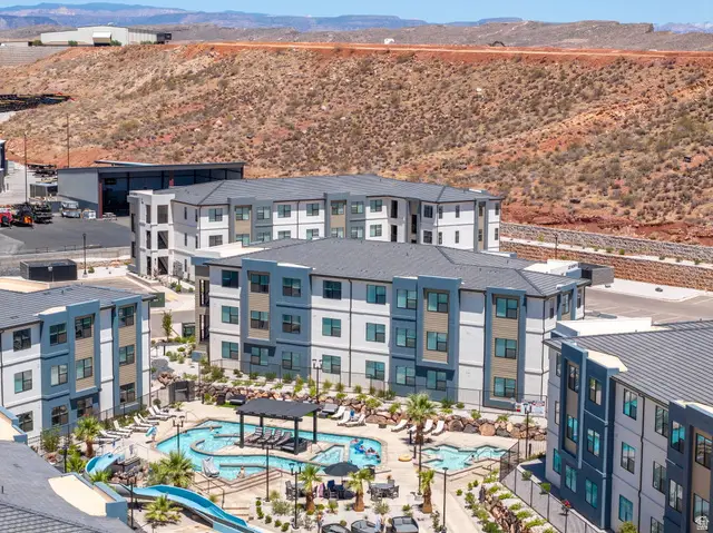 221 N Cliff Side Dr #K303, Hurricane, UT 84737 - #2