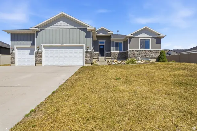 390 S Coyote Ridge Dr E, Smithfield, UT 84335 - #1