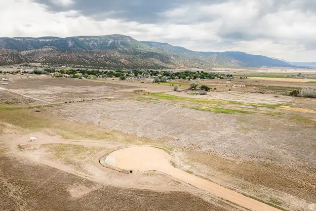585 E 14250 N #5, Wales, UT 84667 - #2