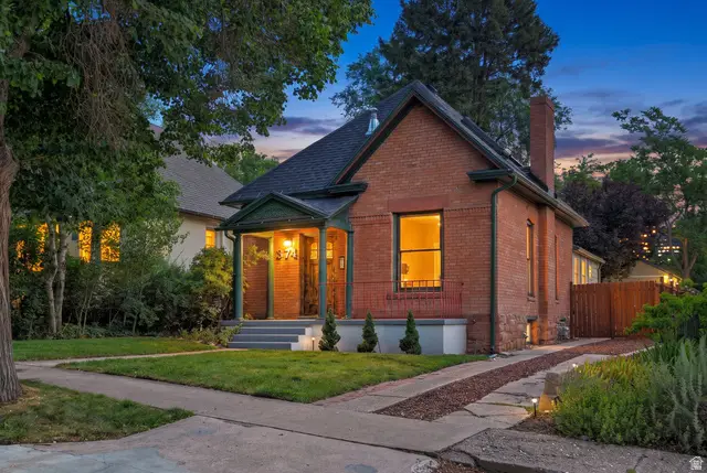 374 N F St E, Salt Lake City, UT 84103 - #1