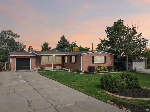 7022 S 2825 E, Cottonwood Heights, UT 84121