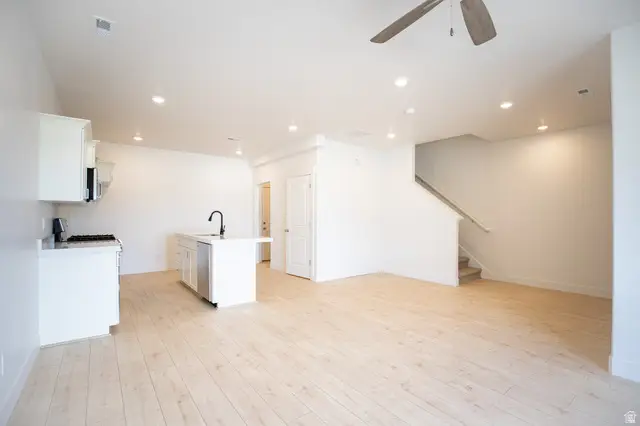 520 W 1875 N, Harrisville, UT 84404 - #3