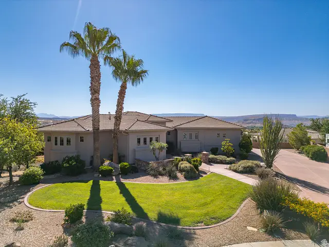 1040 N Berkshire Dr, Washington, UT 84780 - #2