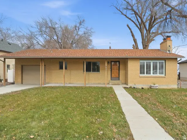 251 E Clark, Grantsville, UT 84029 - #2