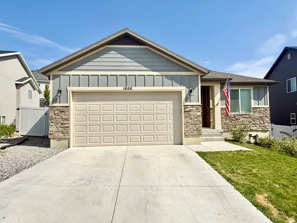 1666 W Foxberry Rd, Santaquin, UT 84655