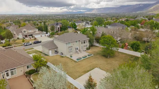 598 E Hollow Creek Rd, Draper, UT 84020 - #3