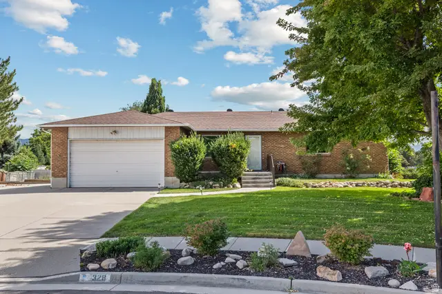 328 E Heather Ridge Cir, Sandy, UT 84070 - #1