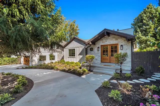 2625 E Kentucky Ave, Holladay, UT 84117 - #1