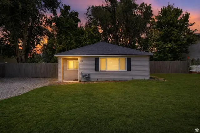 213 King St, Layton, UT 84041 - #1
