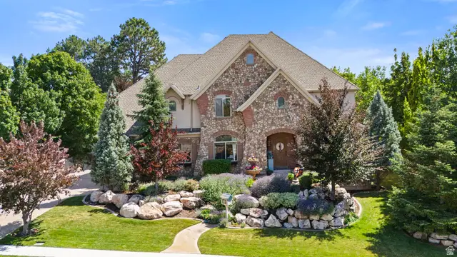 1559 E Wasatch Dr S, Ogden, UT 84403 - #1
