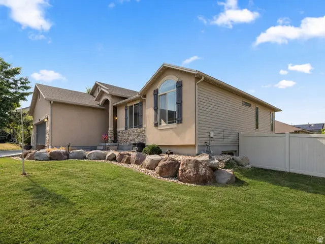 8826 W Amtrac Ln S, Magna, UT 84044 - #2