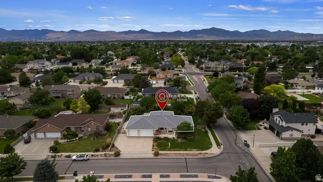 9608 S Royalty Ln W, South Jordan, UT 84095 - #2