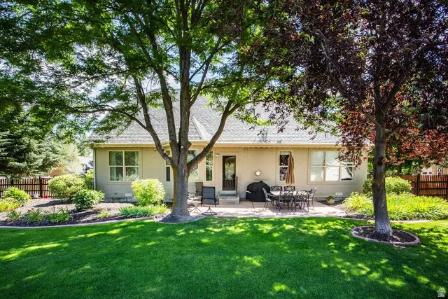 883 N Swiss Farm Ct, Midway, UT 84049 - #2