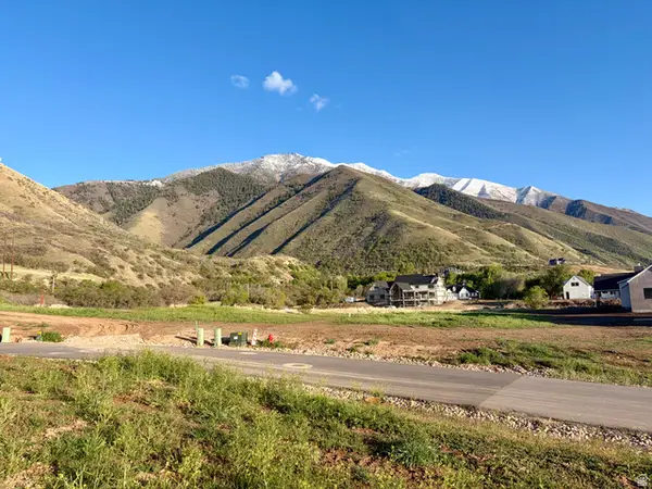 2057 E Maple Hills Ln #109, Mapleton, UT 84664
