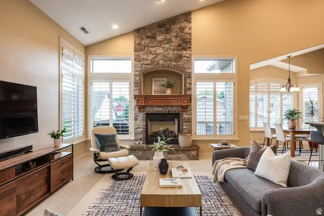 617 E Kirstys Ln, Murray, UT 84107 - #2