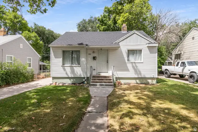 1382 Swan St, Ogden, UT 84401 - #1