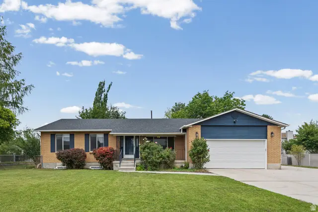 341 E Heather Ridge Cir, Sandy, UT 84070 - #2