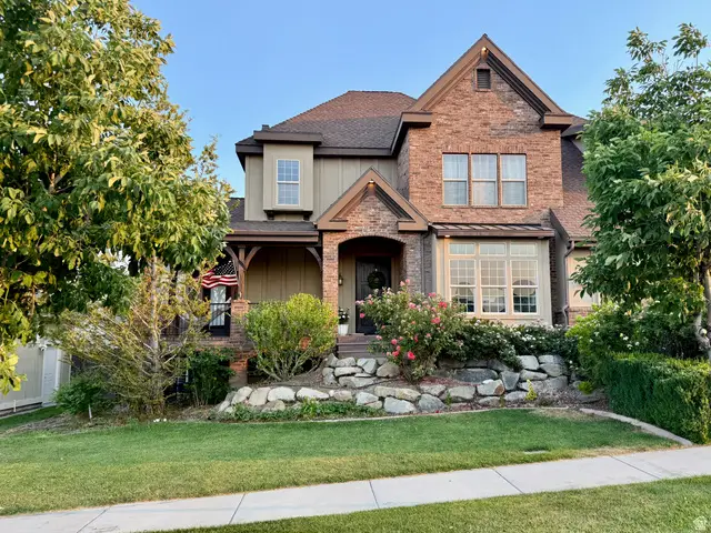 4929 N Ravencrest Ln, Lehi, UT 84048 - #1