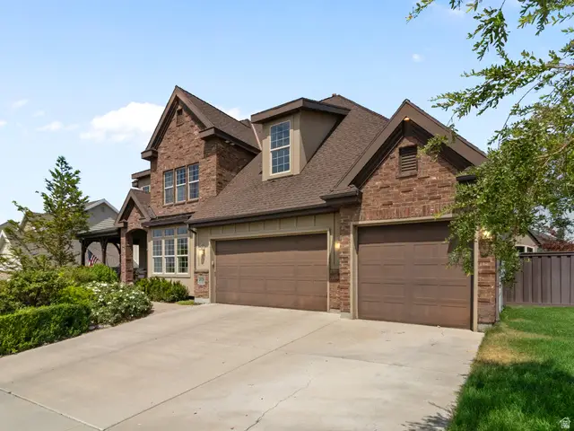 4929 N Ravencrest Ln, Lehi, UT 84048 - #3