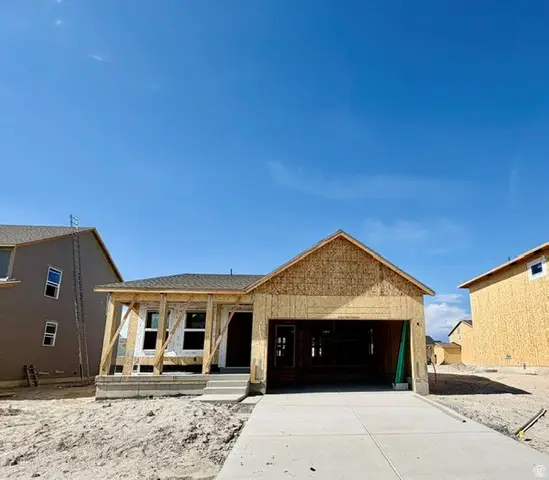 2137 E Swallow Dr #4075, Eagle Mountain, UT 84005