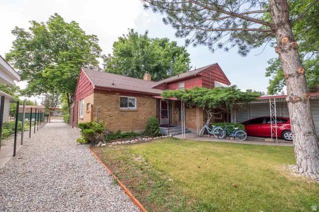 130 S 1st E, Preston, ID 83263 - #2