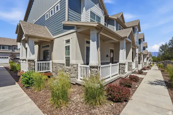 5687 W Pelican Ridge Ln, Salt Lake City, UT 84118