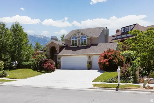 2050 E Johnstone Dr, Sandy, UT 84093 - #2