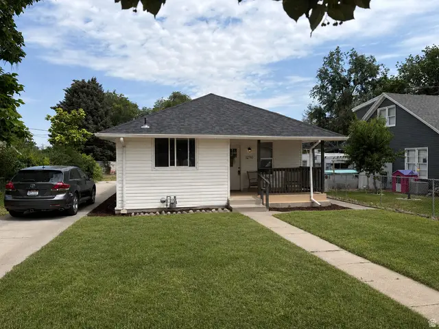 1296 W Gillespie Ave, Salt Lake City, UT 84104 - #1