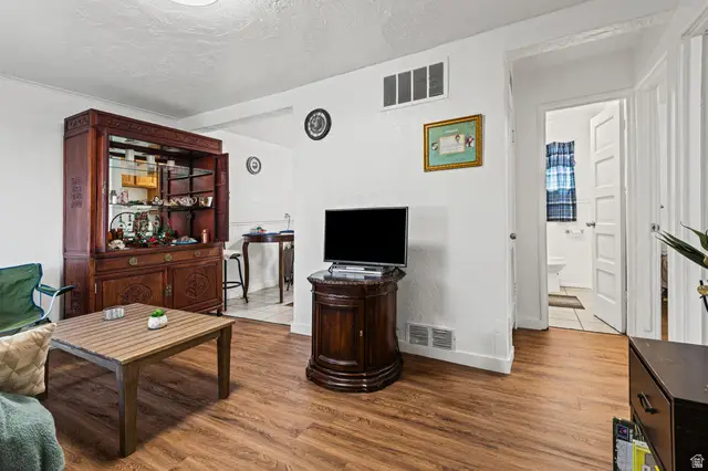 1461 W Sunset Ave, Salt Lake City, UT 84119 - #1