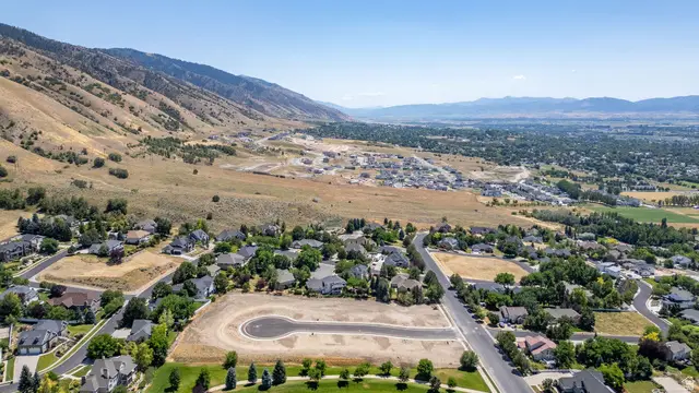 1472 Red Fox Ct #7, Logan, UT 84321 - #2